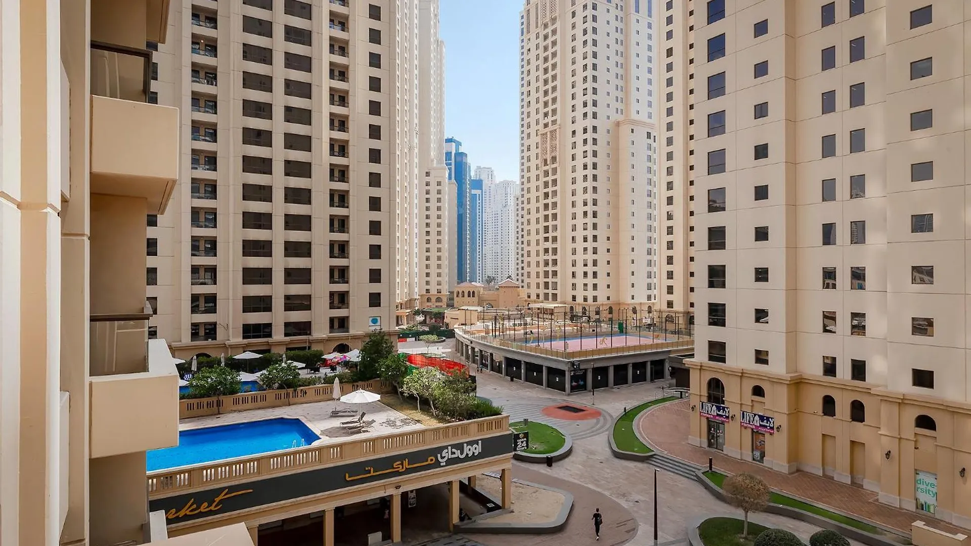 Beautiful 1Br Apartment With Sea View Dubai