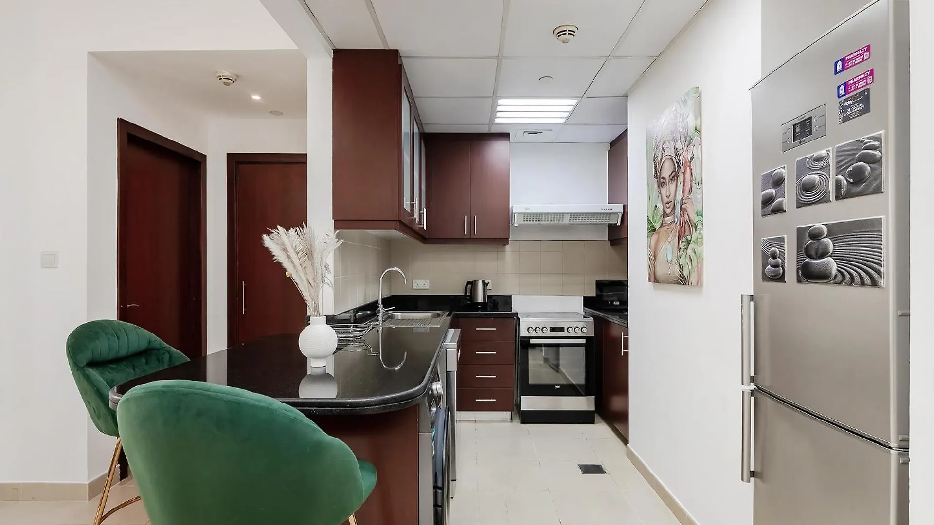 Beautiful 1Br Apartment With Sea View Dubai