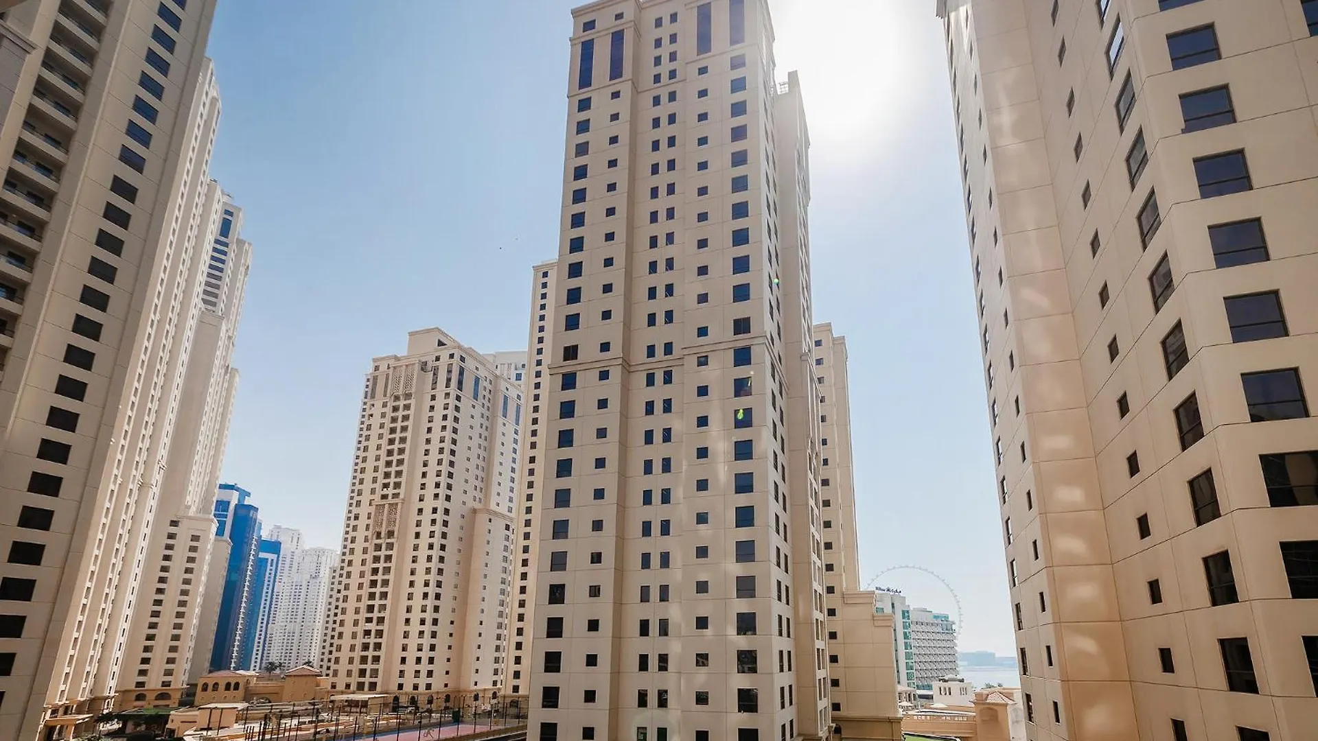 Beautiful 1Br Apartment With Sea View Dubai