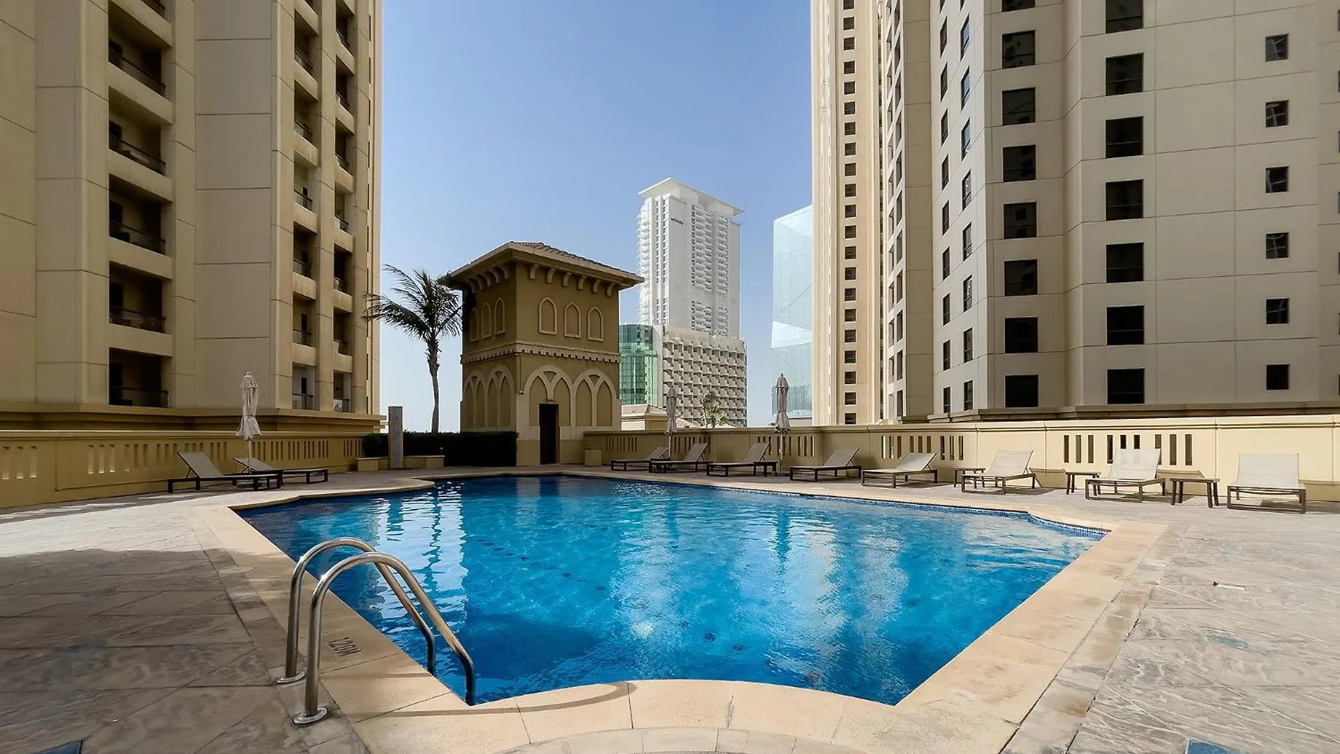 Beautiful 1Br Apartment With Sea View Dubai